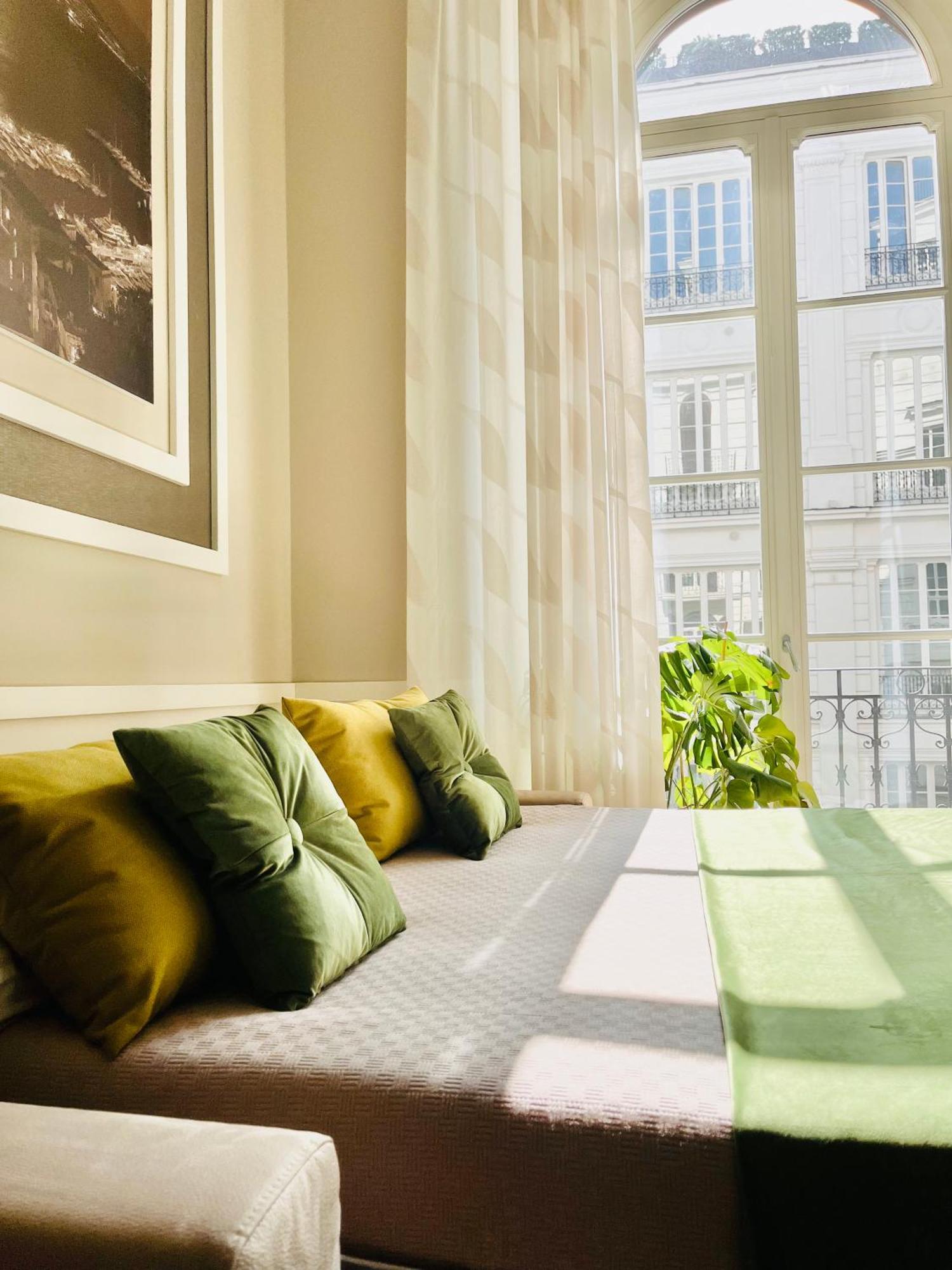 Piazza Amore Napoli Luxury Apartment Nel Cuore Di Napoli Exterior foto